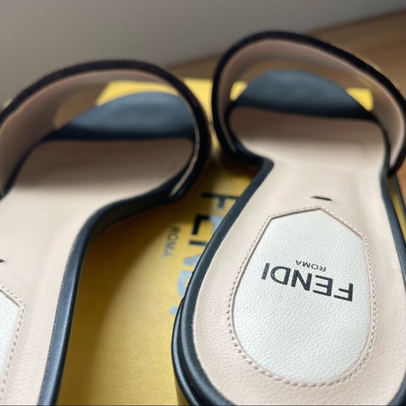 FENDI sandals - Picture 4 of 16